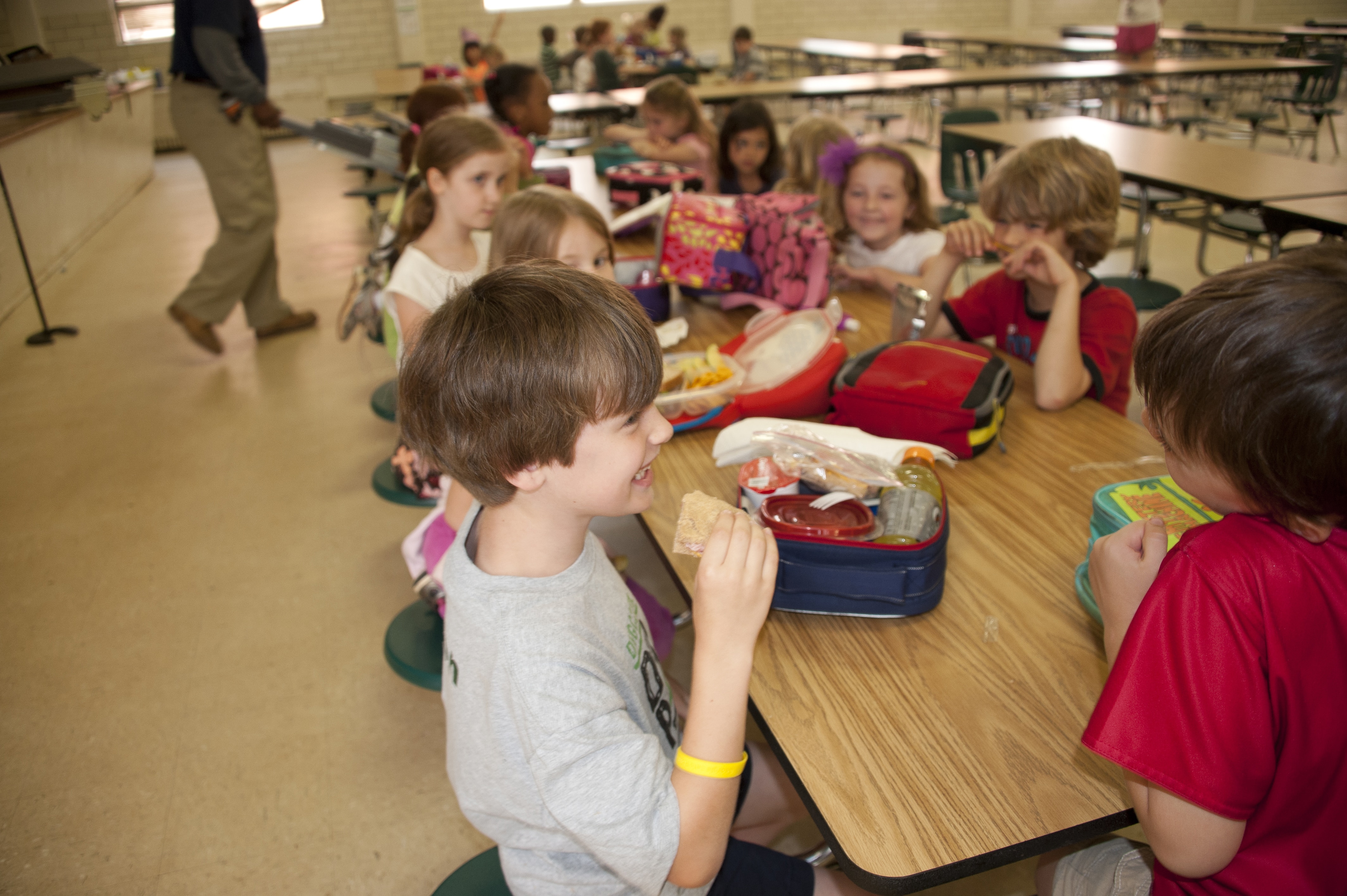 Students enjoying school lunch